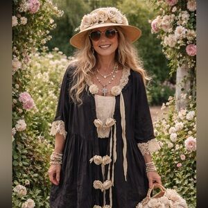 Magnolia Pearl Liza Ola Dress - Midnight - Tattered Lace & Floral Details - RARE